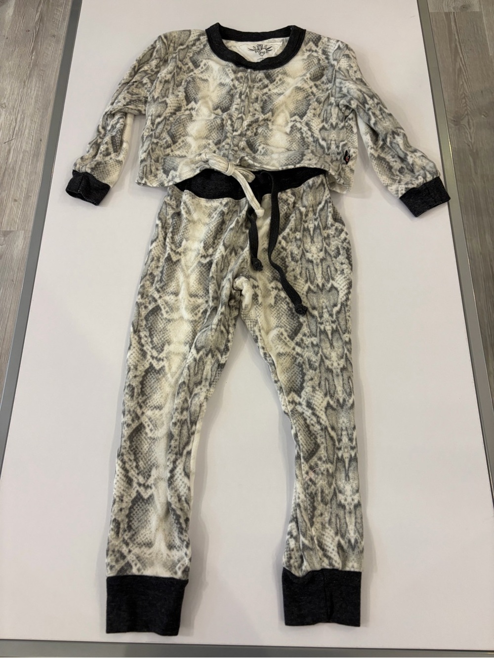 T2 love Snakeskin Print Two-Piece Lounge Set - Neutral Tones
